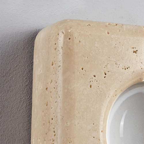 Cub Spot Travertine